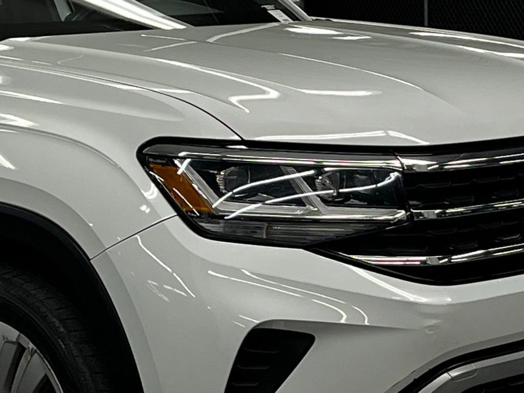 Used 2022 Volkswagen Atlas Cross Sport SE image 43