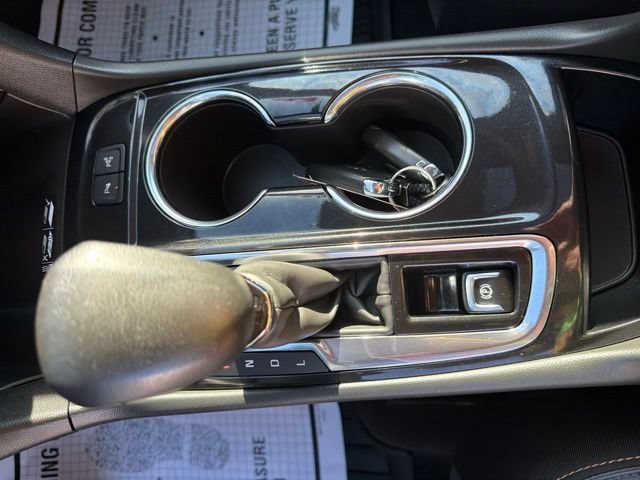 Used 2022 Chevrolet Equinox Premier AWD/4WD image 23