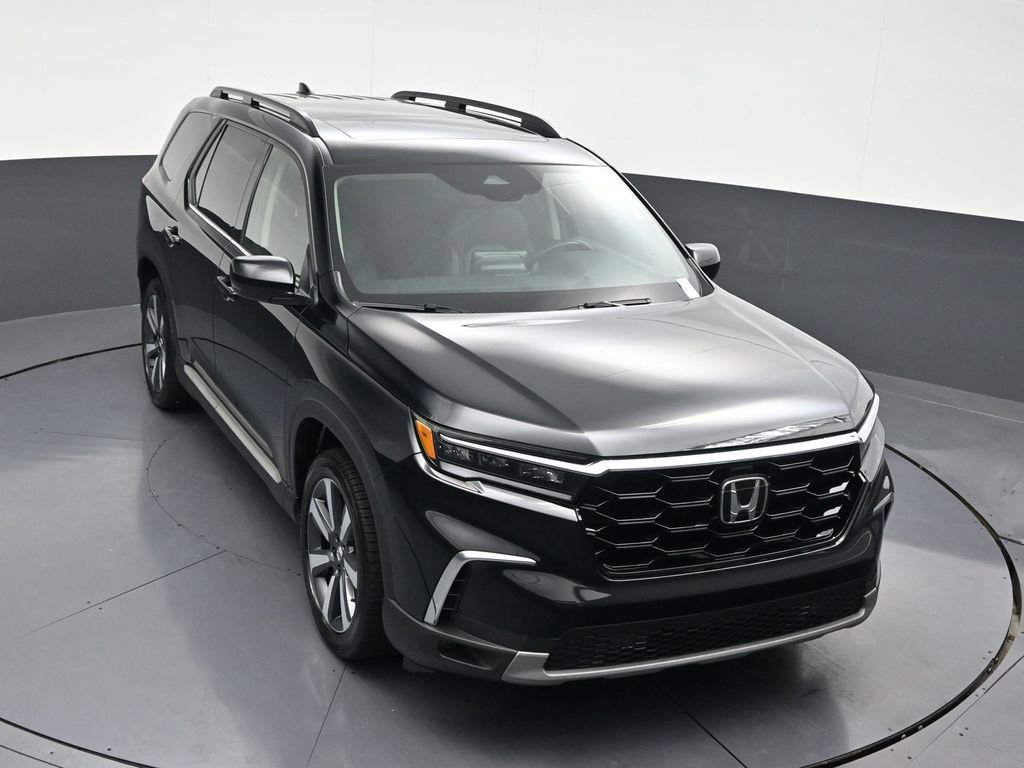 Used 2025 Honda Pilot Touring image 20