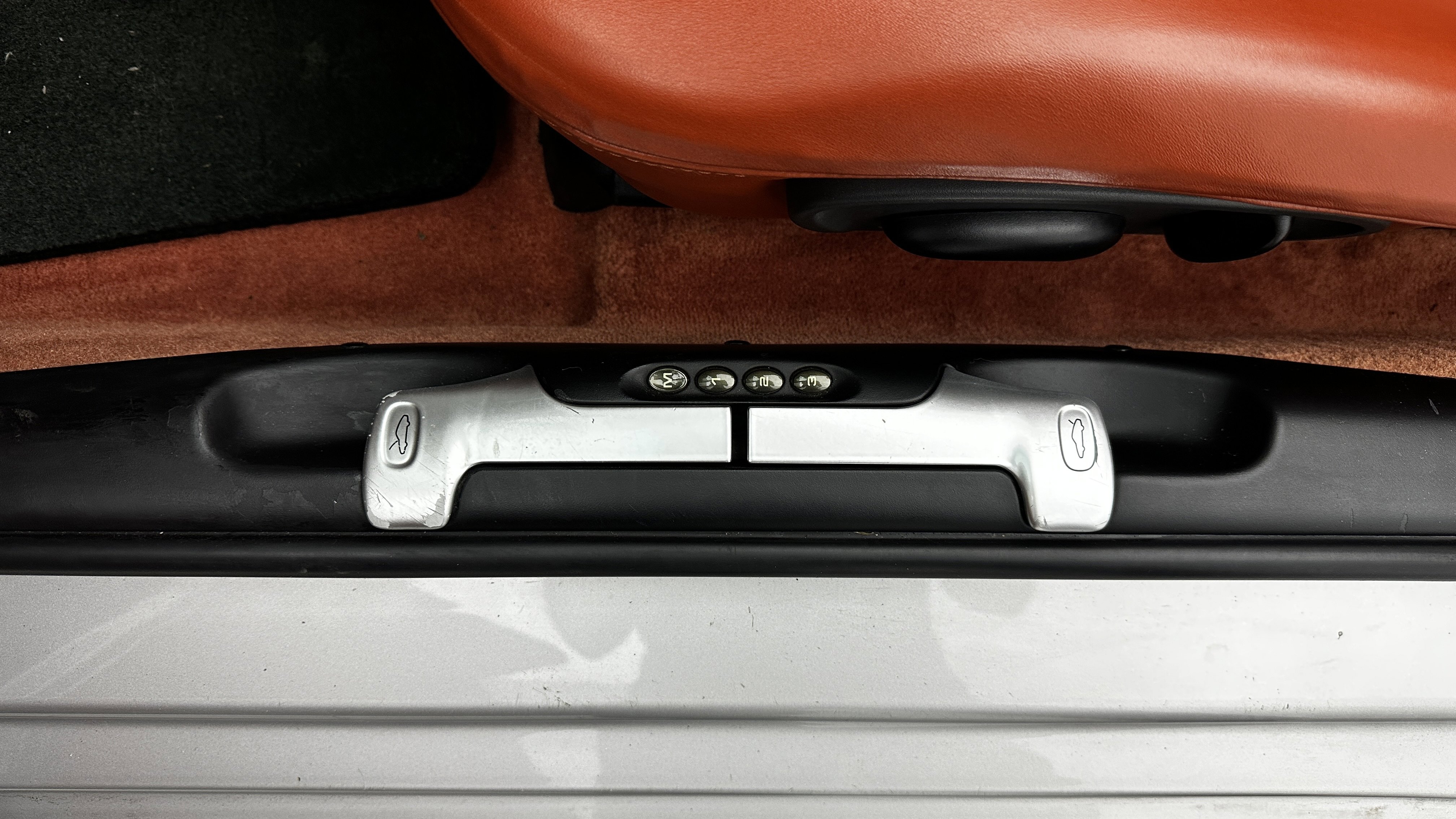 Used 1998 Porsche Boxster image 11