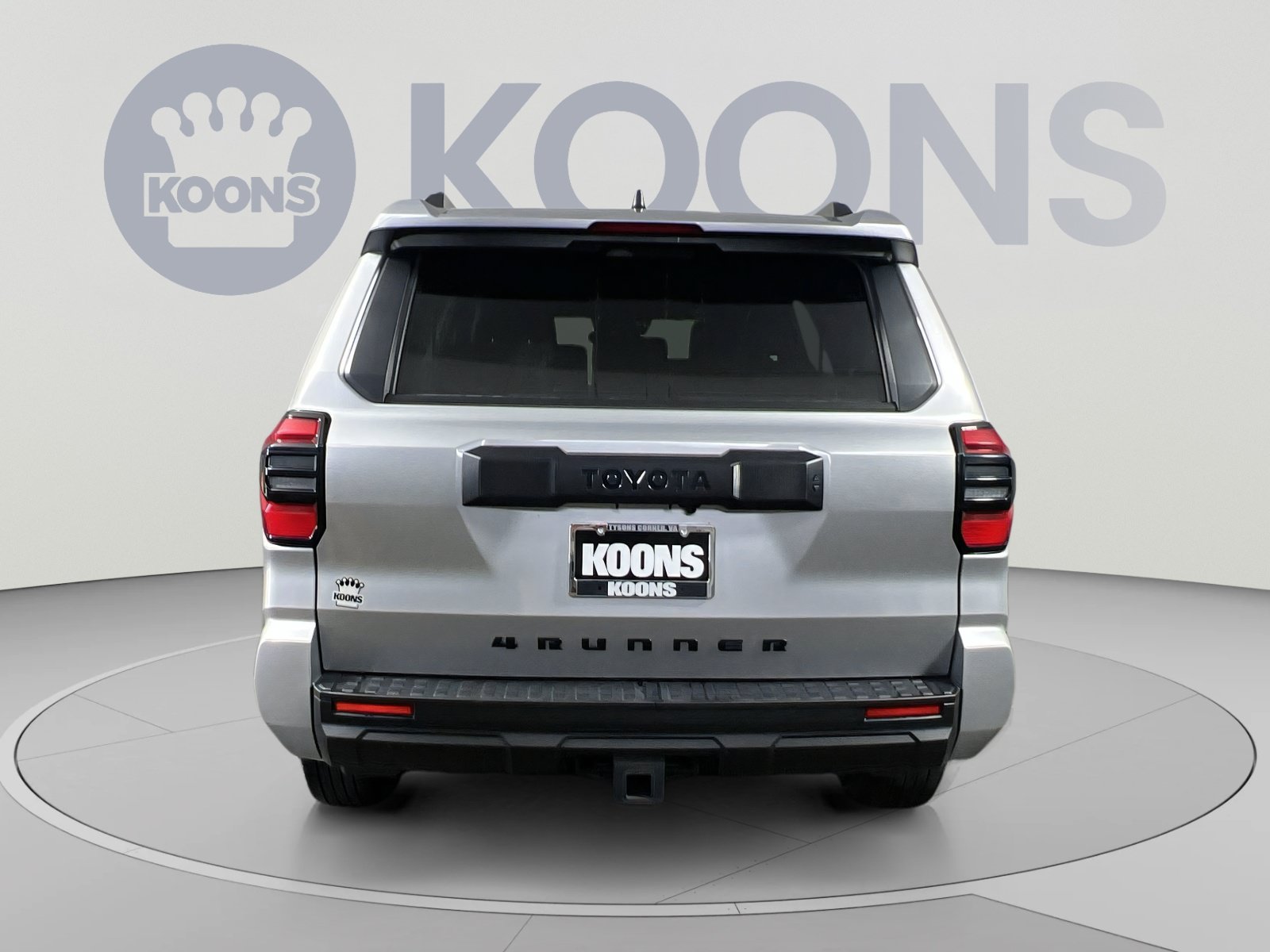 Used 2025 Toyota 4Runner SR5 AWD/4WD image 10