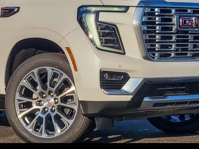 New 2026 GMC Yukon XL Denali w/ Denali Reserve Package AWD/4WD image 4
