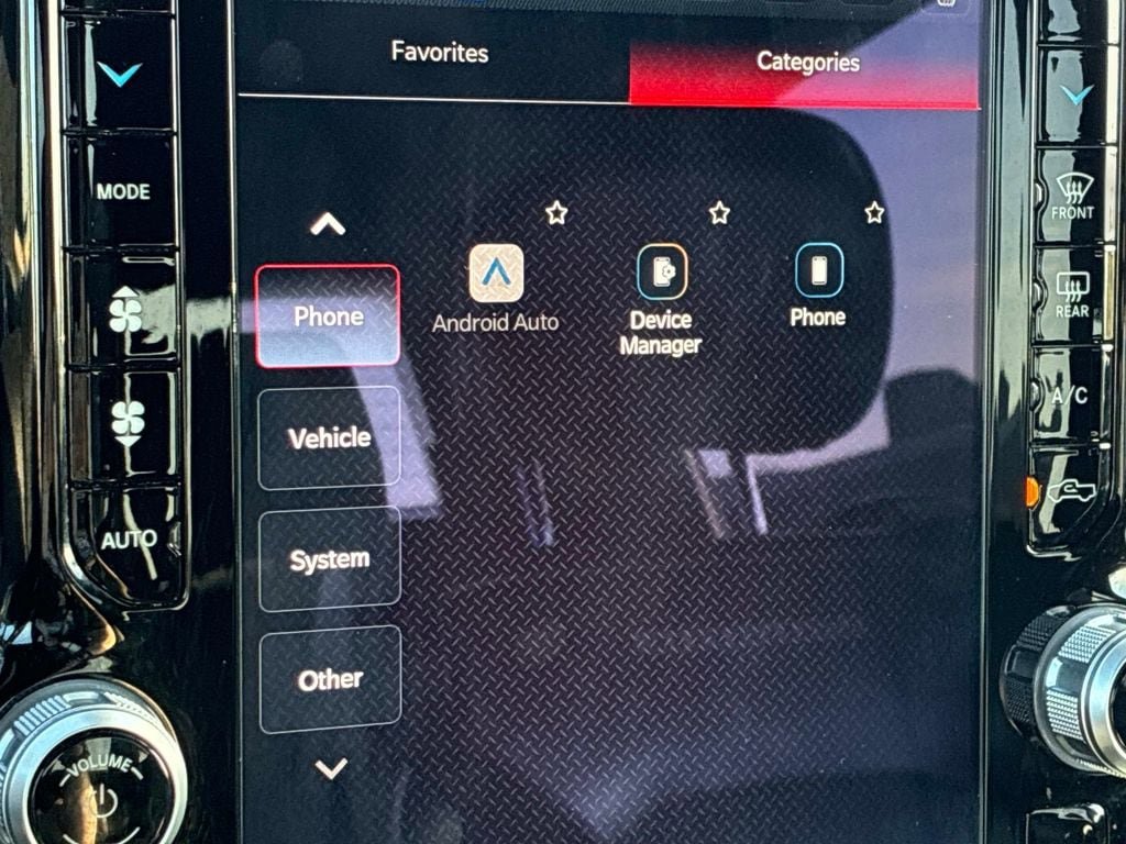 Used 2022 RAM 1500 Laramie AWD/4WD image 37