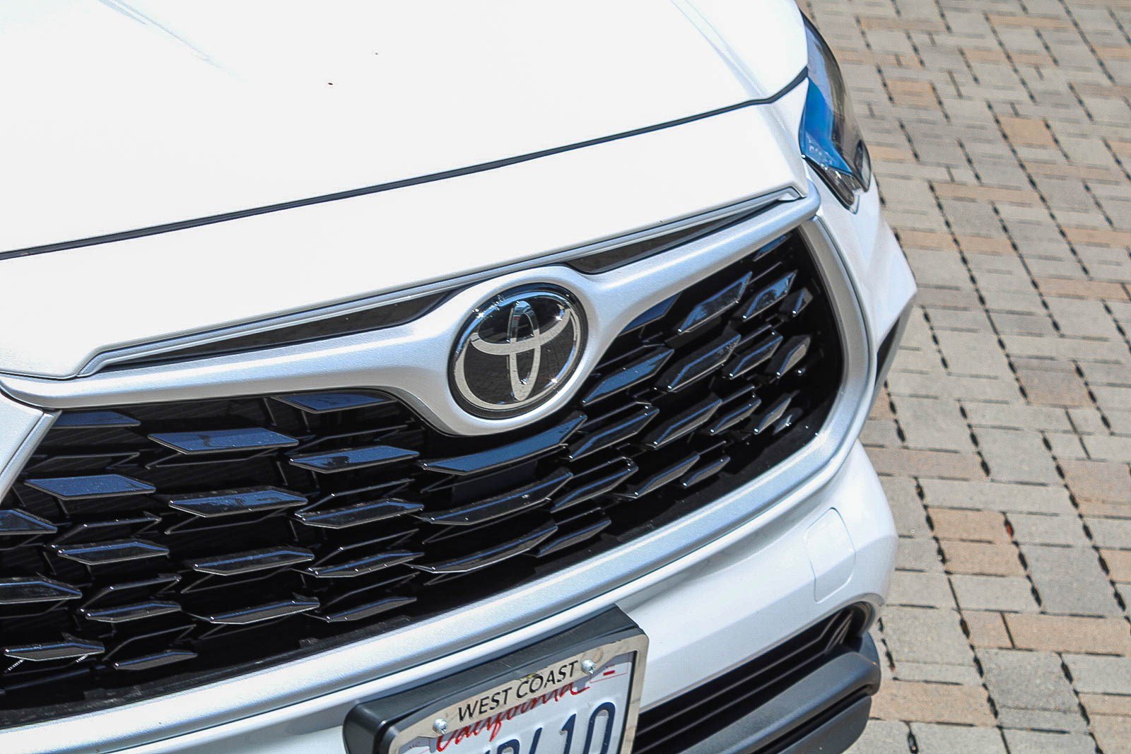 Certified 2026 Toyota Highlander XLE AWD/4WD image 6