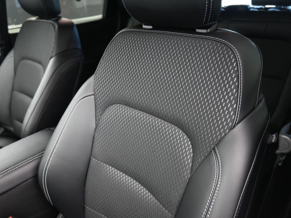 New 2026 Ford Escape SE image 18