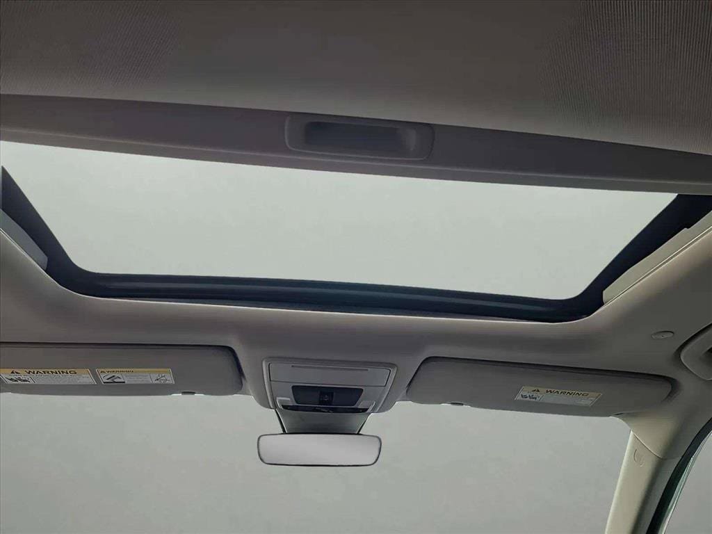 Used 2024 Honda CR-V EX-L image 11