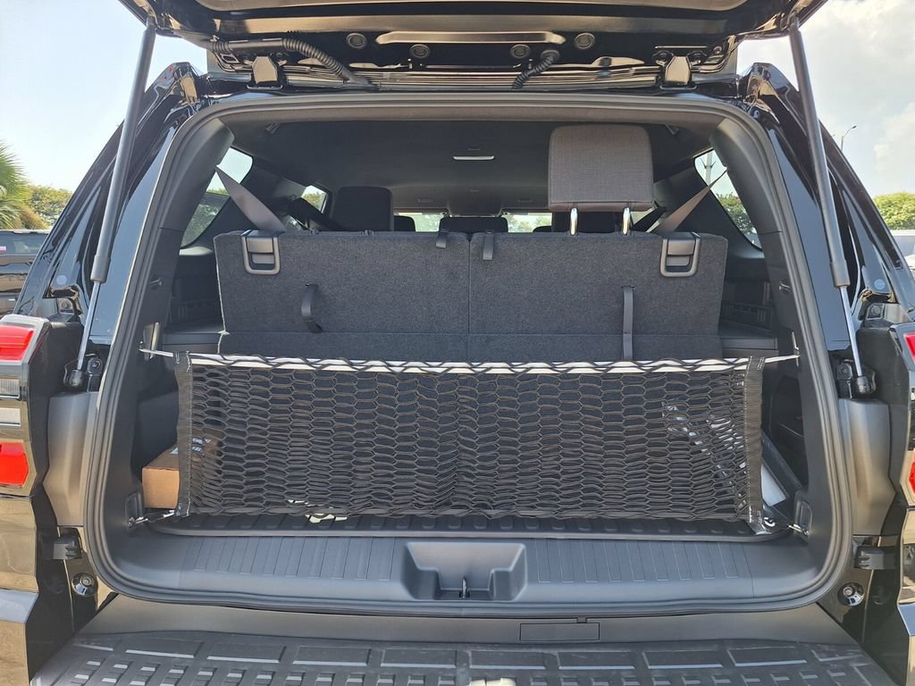 New 2026 Toyota 4Runner SR5 AWD/4WD image 20