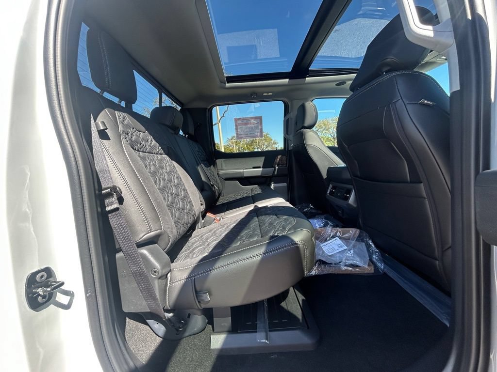 New 2026 Ford F250 Lariat w/ Black Appearance Package AWD/4WD image 36