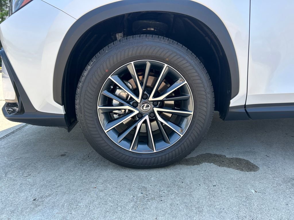 Used 2025 Lexus NX 250 FWD image 25