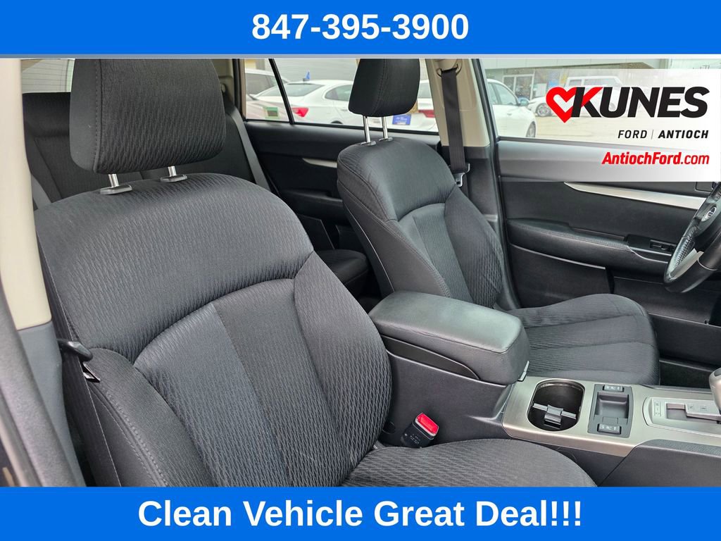 Used 2010 Subaru Outback 2.5i Premium AWD/4WD image 24