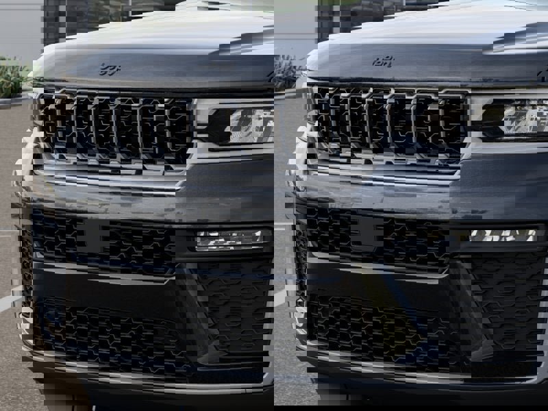 New 2026 Jeep Grand Cherokee Limited w/ Limited Altitude Package image 12