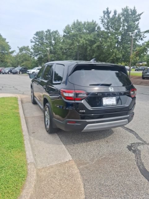 Used 2023 Honda Pilot EX-L image 6