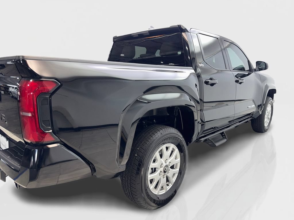 Used 2026 Toyota Tacoma SR5 AWD/4WD image 13