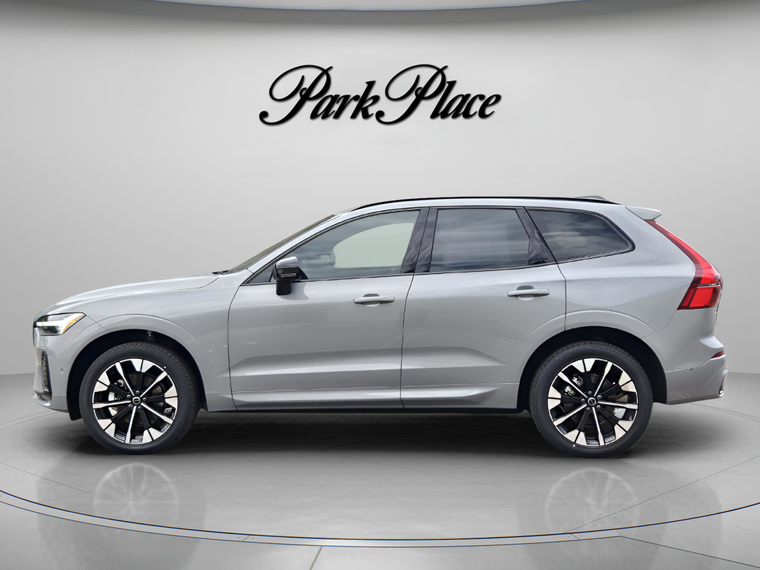 New 2026 Volvo XC60 B5 Plus w/ Protection Package Premier video 2