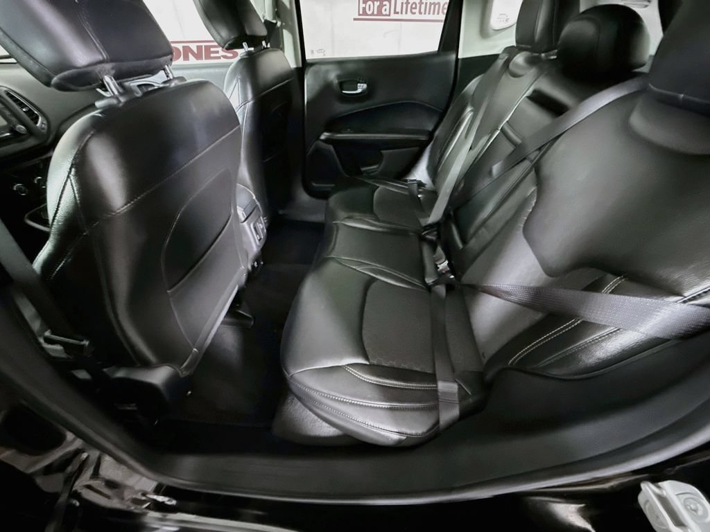 Used 2018 Jeep Compass Latitude AWD/4WD image 27