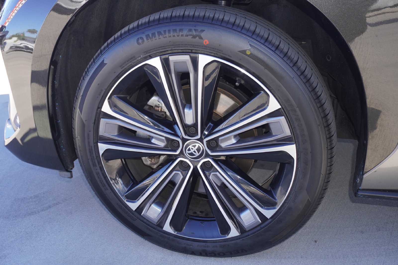 Certified 2023 Toyota bZ4X FWD image 22