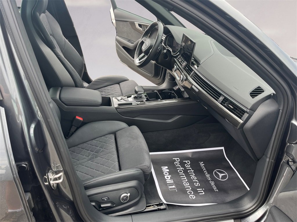 Used 2022 Audi S4 Premium Plus w/ Premium Plus Package image 15