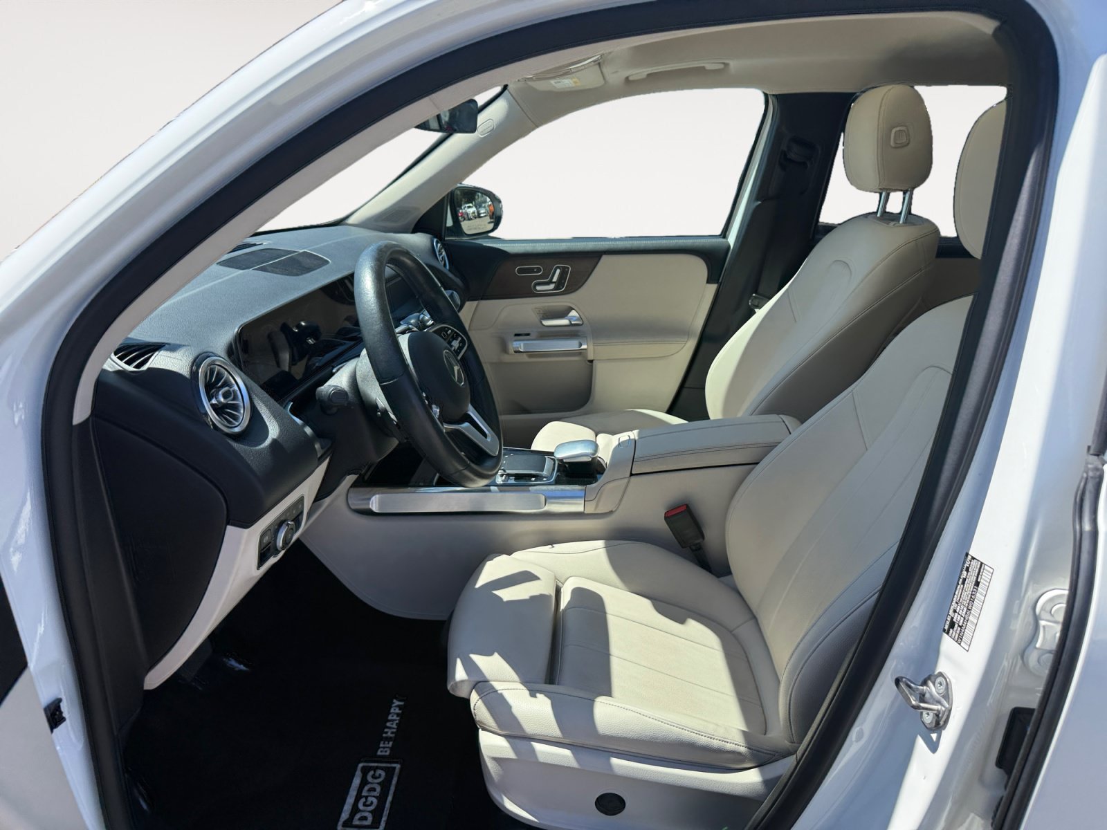 Used 2020 Mercedes-Benz GLB 250 4MATIC image 10