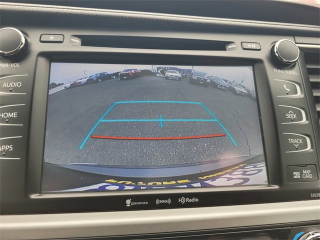 Used 2019 Toyota Highlander XLE image 22