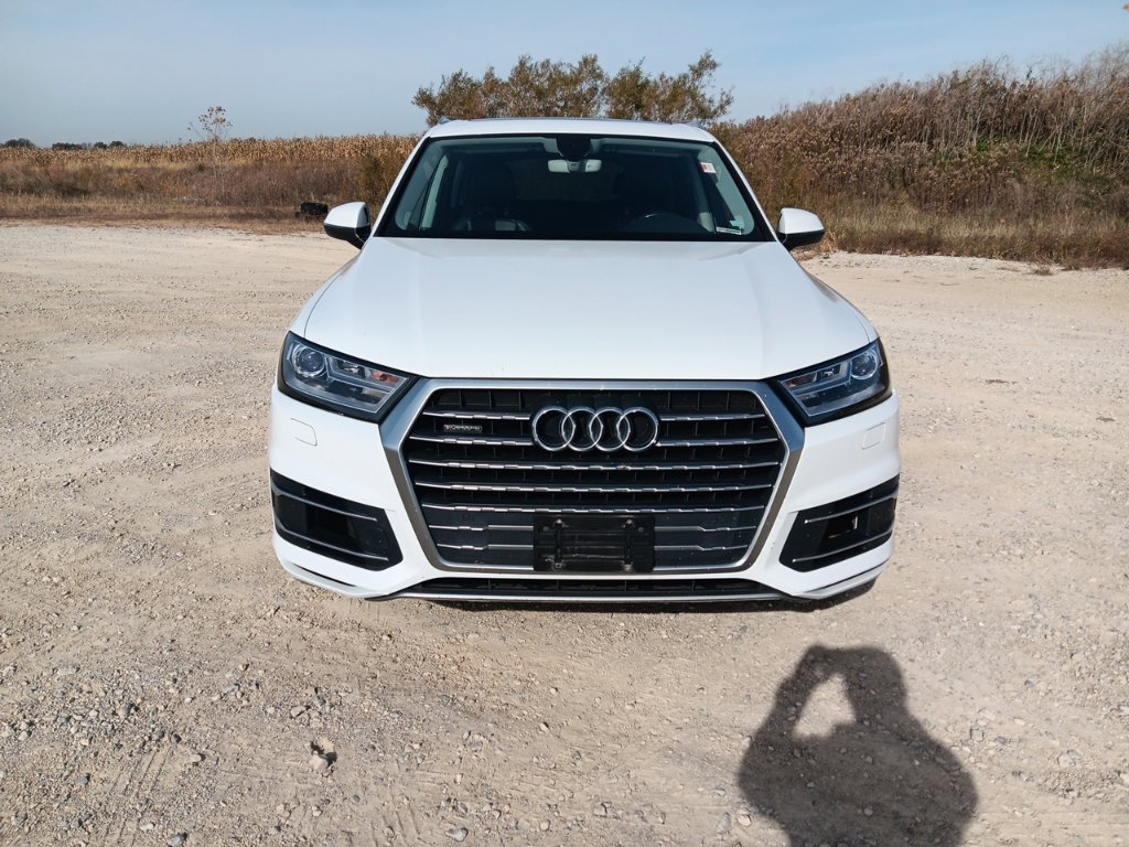 Used 2017 Audi Q7 3.0T Premium Plus w/ Premium Plus Package AWD/4WD image 4