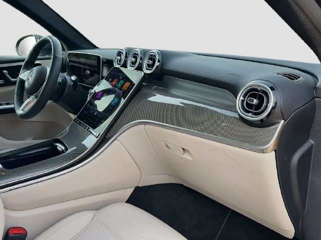 Certified 2026 Mercedes-Benz GLC 300 4MATIC image 18