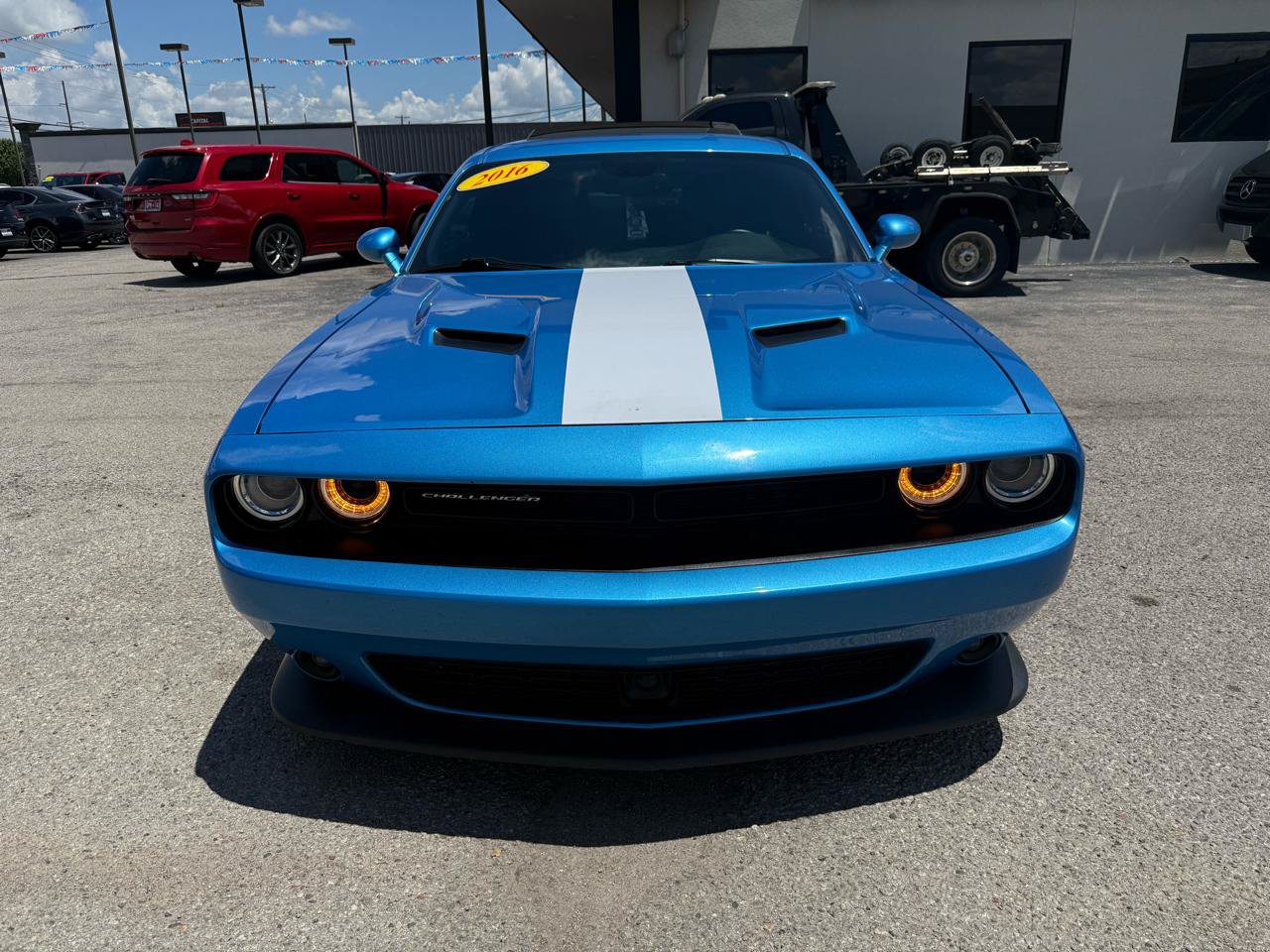 Used 2016 Dodge Challenger R/T Scat Pack w/ Leather Interior Group RWD image 3