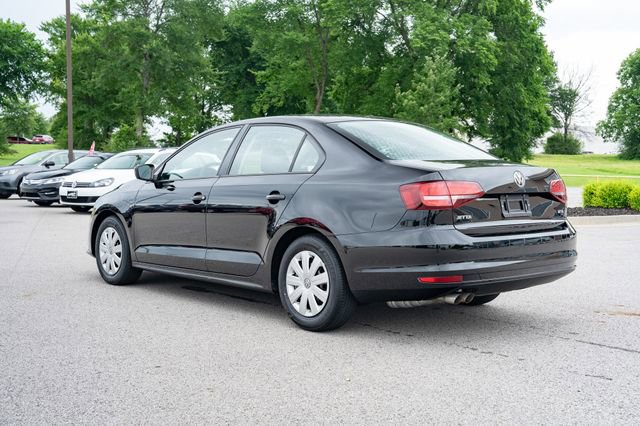 Used 2016 Volkswagen Jetta S FWD image 4