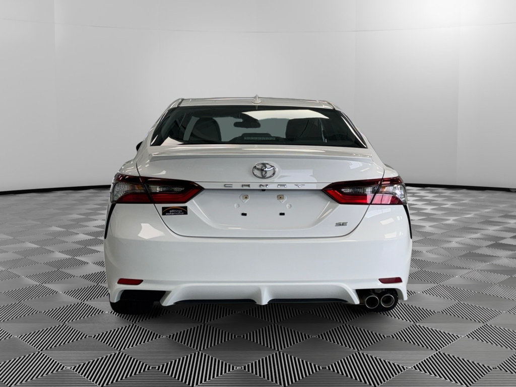 Used 2023 Toyota Camry SE FWD image 7