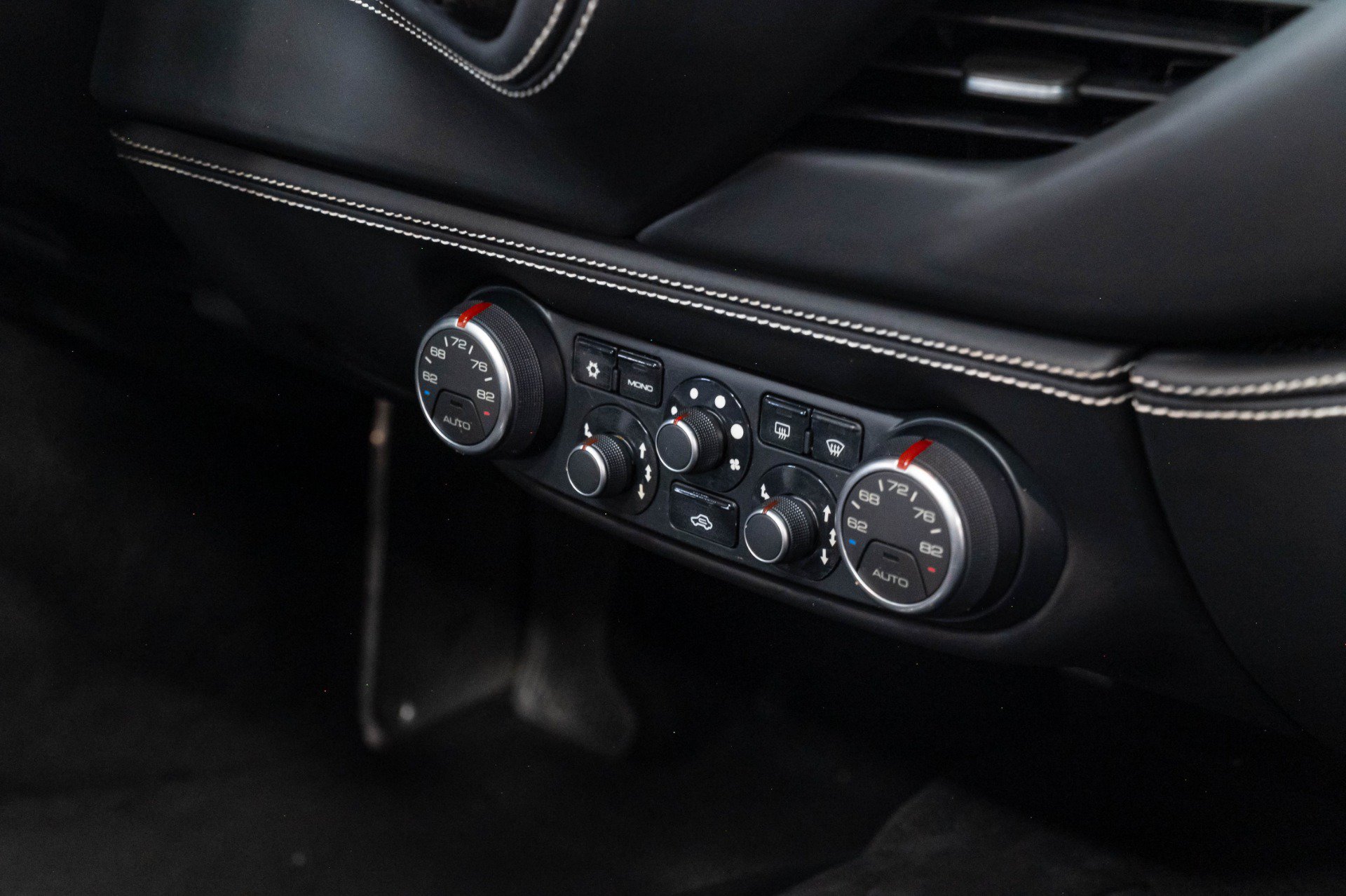 Used 2016 Ferrari 488 Spider RWD image 30