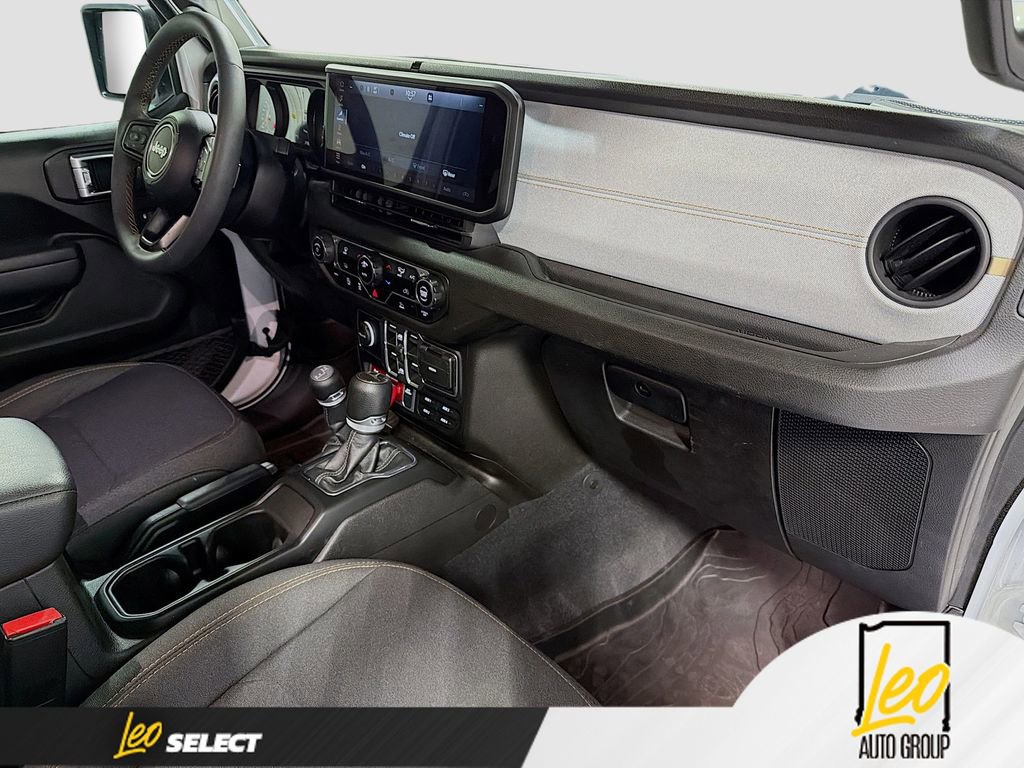 Used 2024 Jeep Gladiator Sport image 27