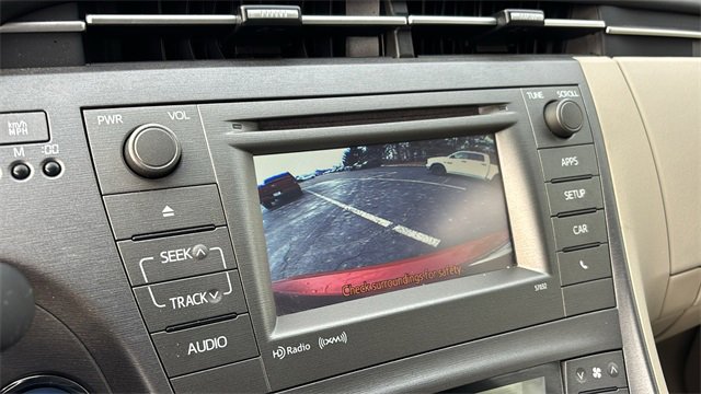 Used 2014 Toyota Prius Three image 16