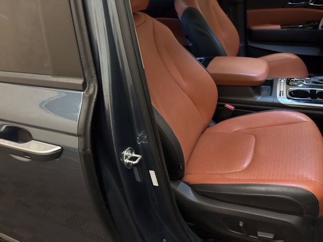 Used 2024 Kia Carnival SX Prestige FWD image 27