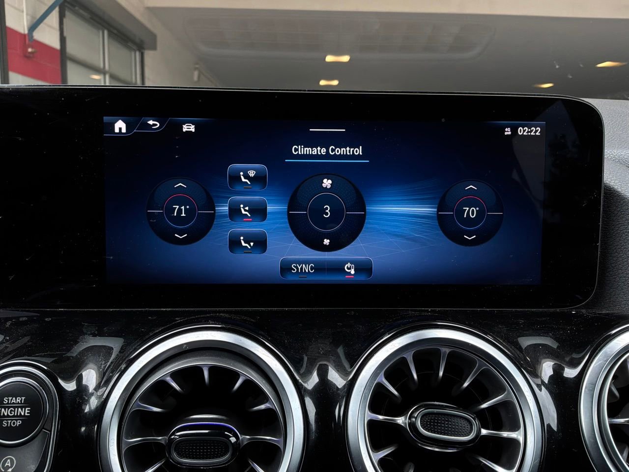Used 2025 Mercedes-Benz GLA 250 image 34