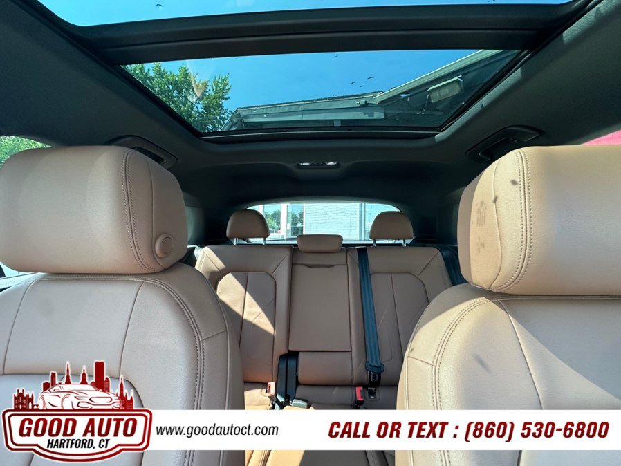 Used 2020 Audi Q3 2.0T Premium Plus AWD/4WD image 16