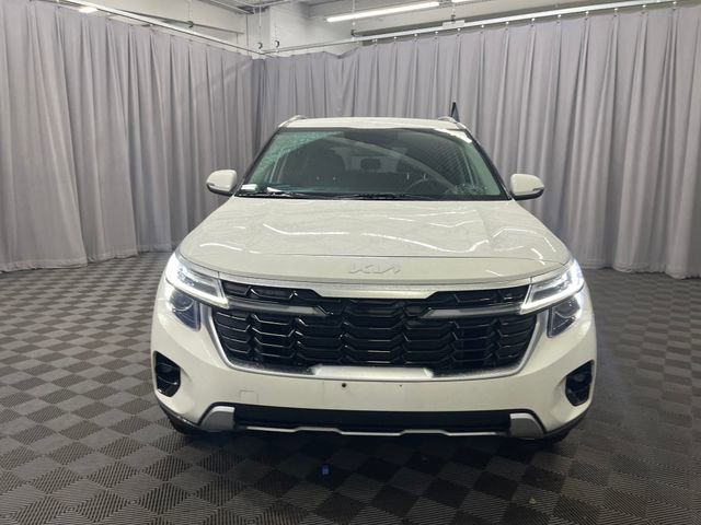 Certified 2024 Kia Seltos S image 3