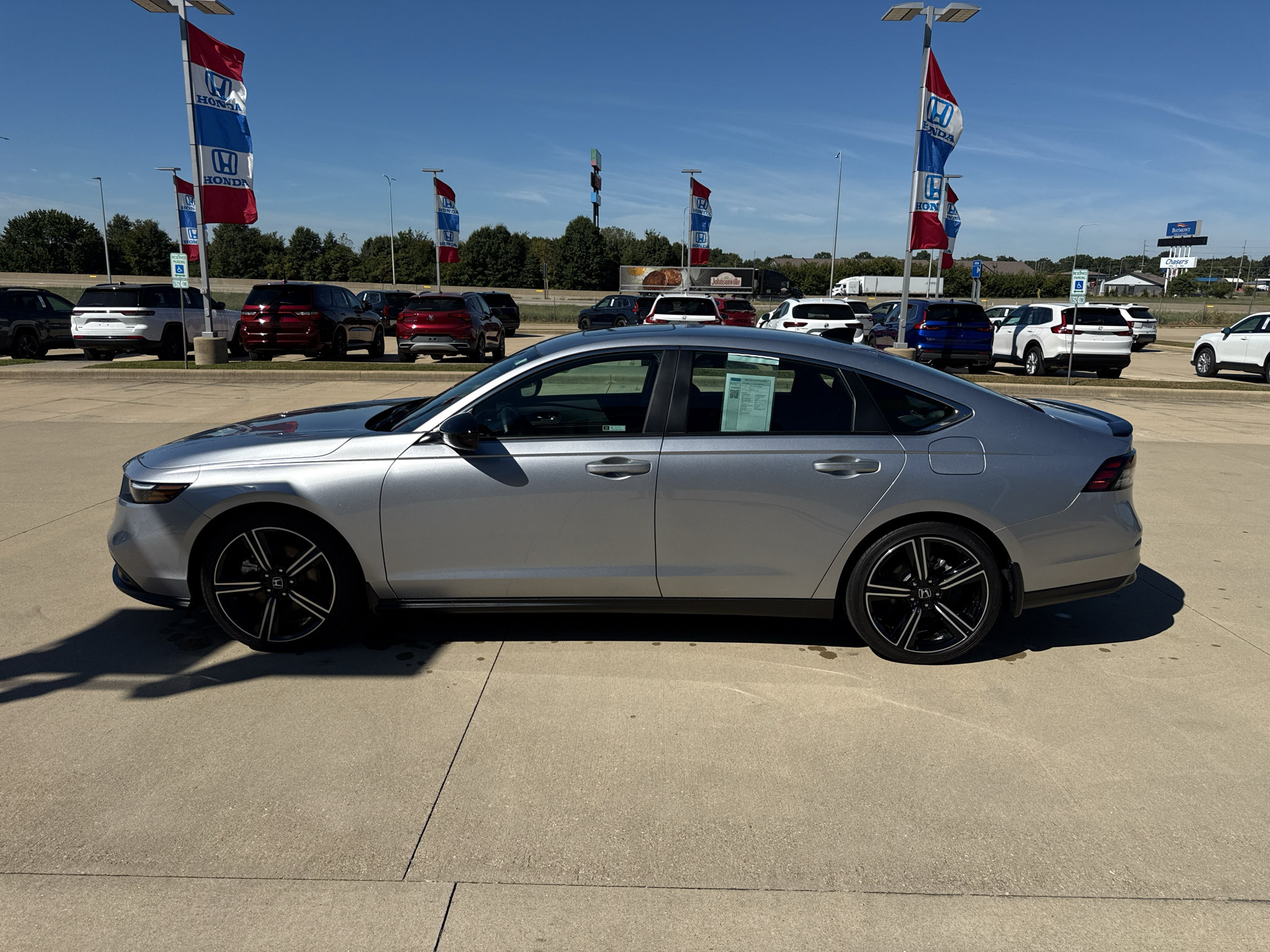 Used 2025 Honda Accord Sport image 12