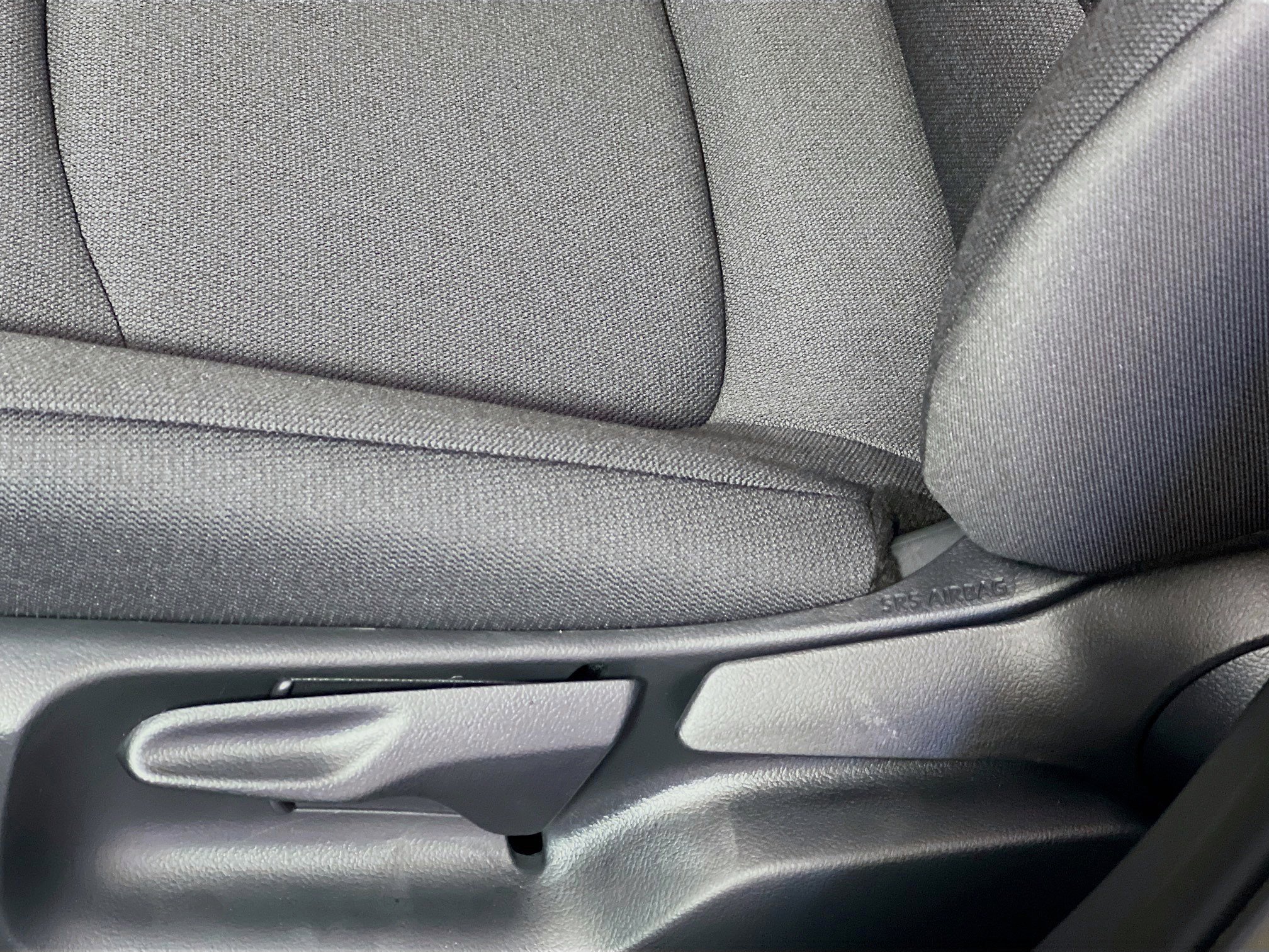 Used 2025 Toyota Corolla Cross LE image 15