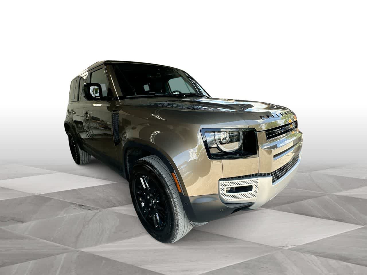 Used 2025 Land Rover Defender 110 S AWD/4WD image 2