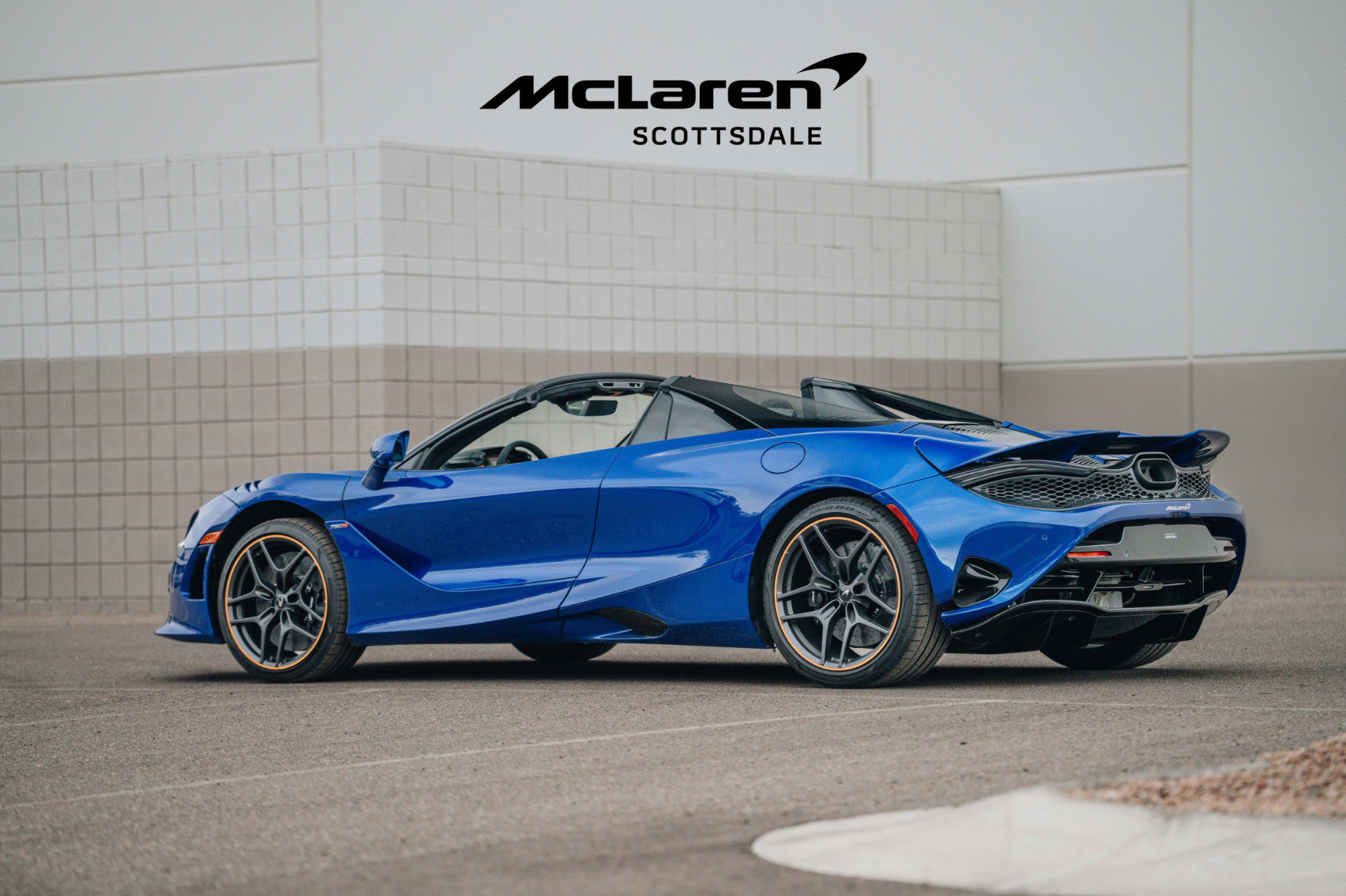 Used 2024 McLaren 750S Spider image 7