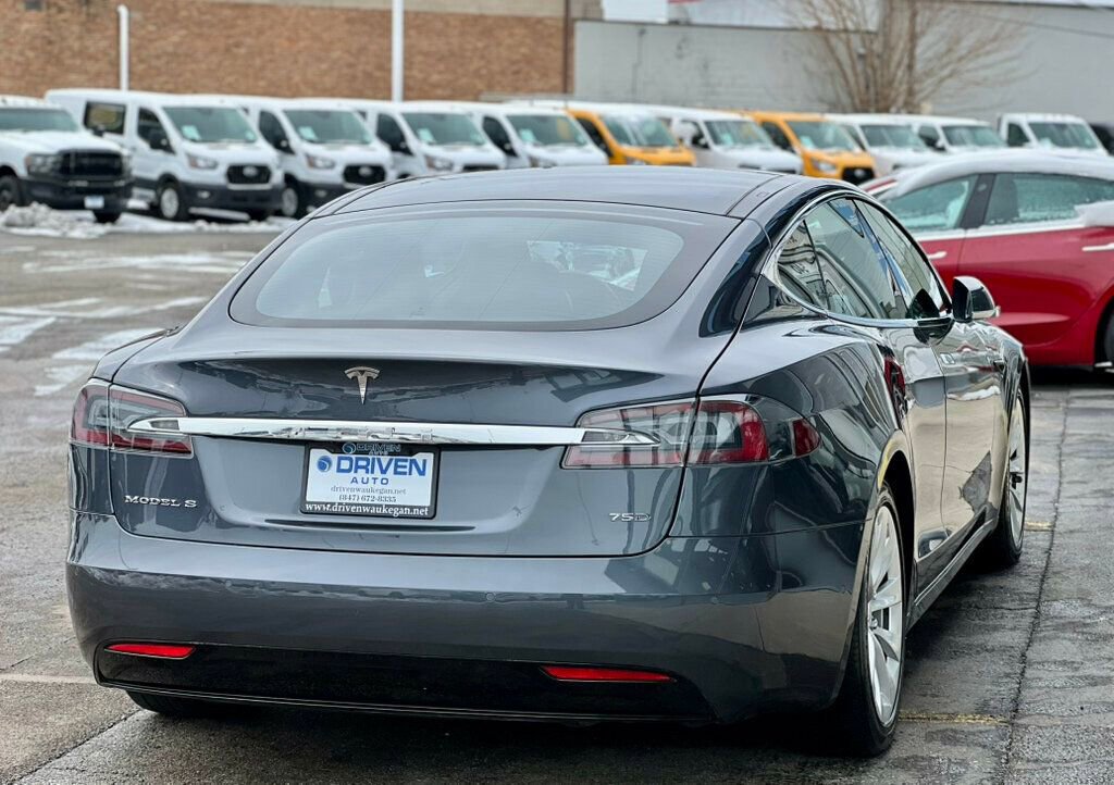 Used 2018 Tesla Model S 75D image 35