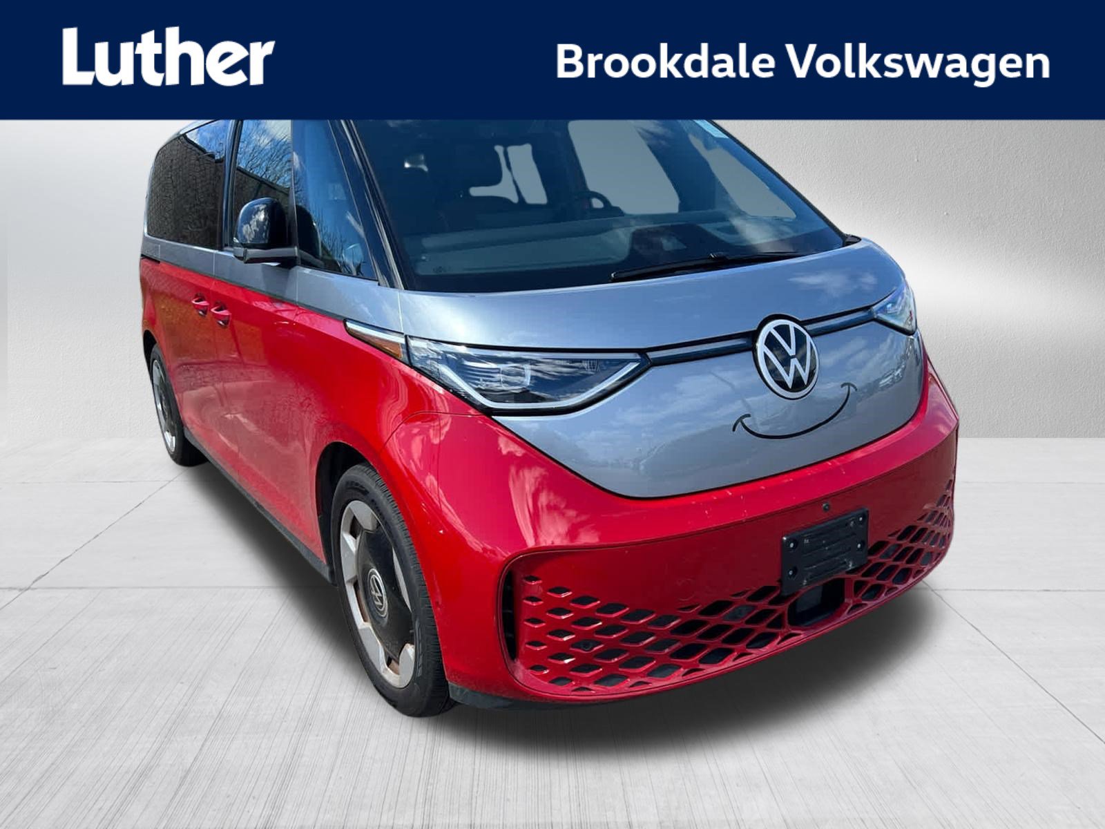 Used 2025 Volkswagen ID. Buzz Pro S Plus AWD/4WD image 1