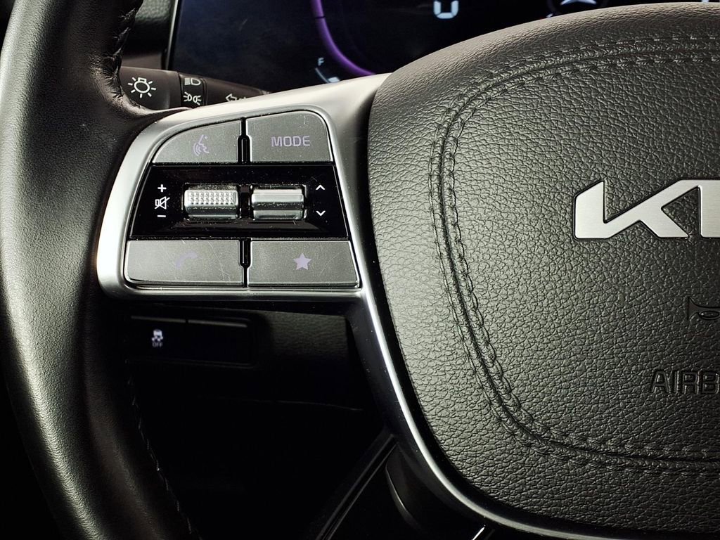 Used 2023 Kia Telluride S image 19