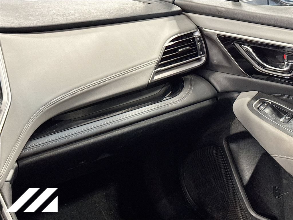 Used 2022 Subaru Outback Limited AWD/4WD image 24