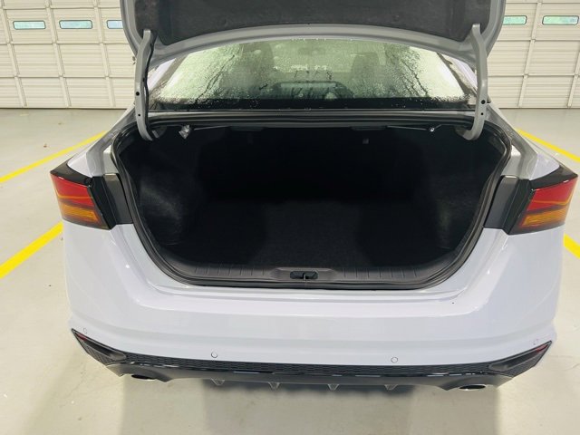 New 2025 Nissan Altima 2.5 SR w/ SR Premium Package image 9