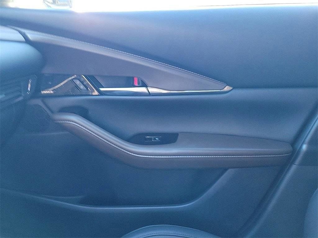 Certified 2025 MAZDA CX-30 AWD 2.5 S w/ Premium Package image 24