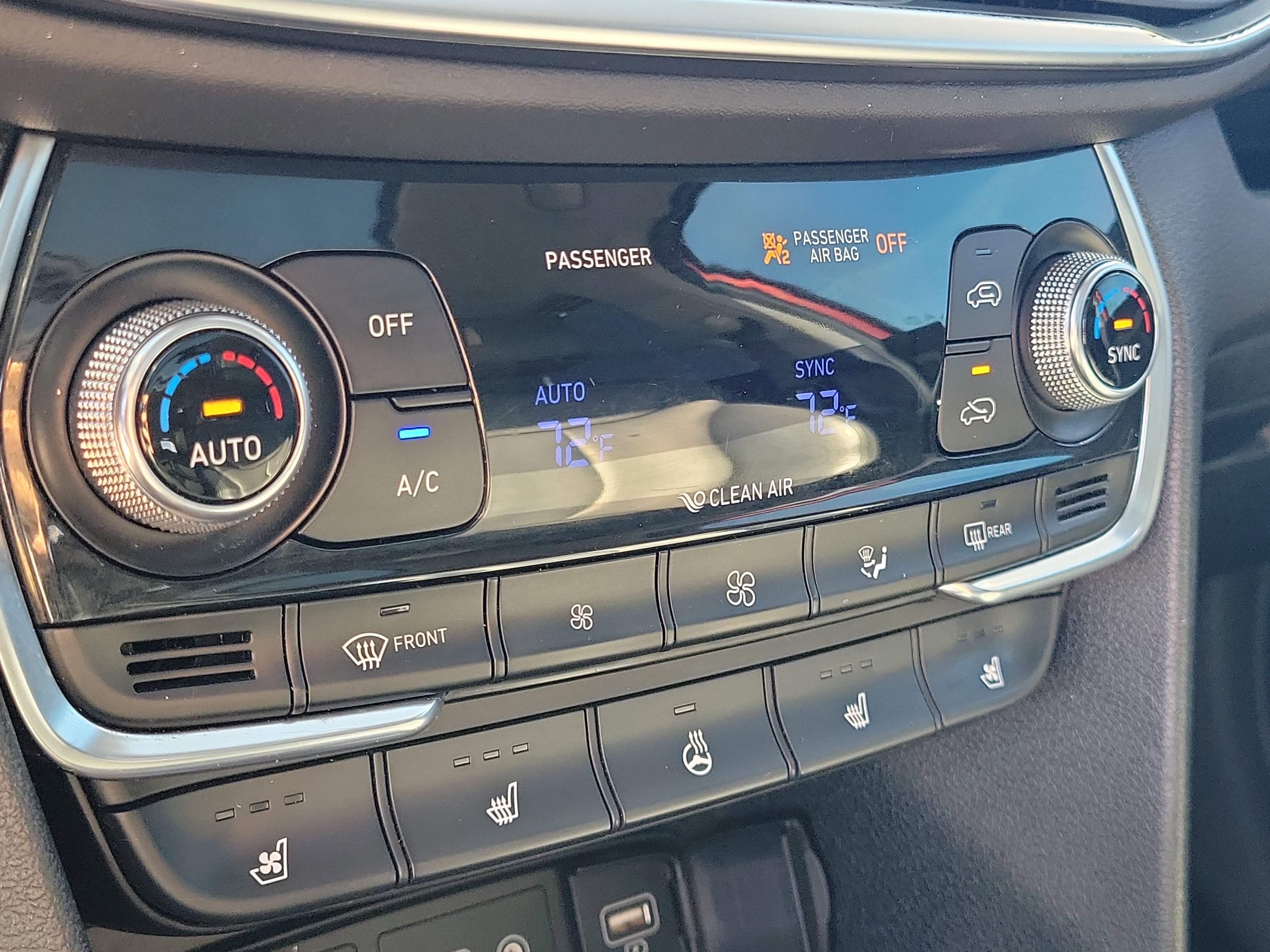 Used 2019 Hyundai Santa Fe FWD image 27