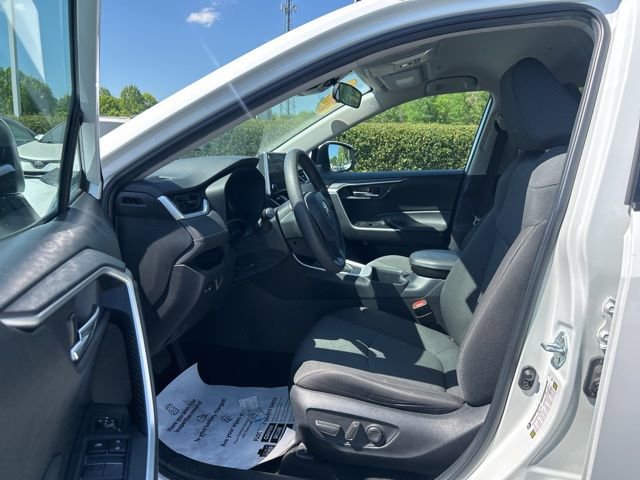 Used 2024 Toyota RAV4 XLE image 17