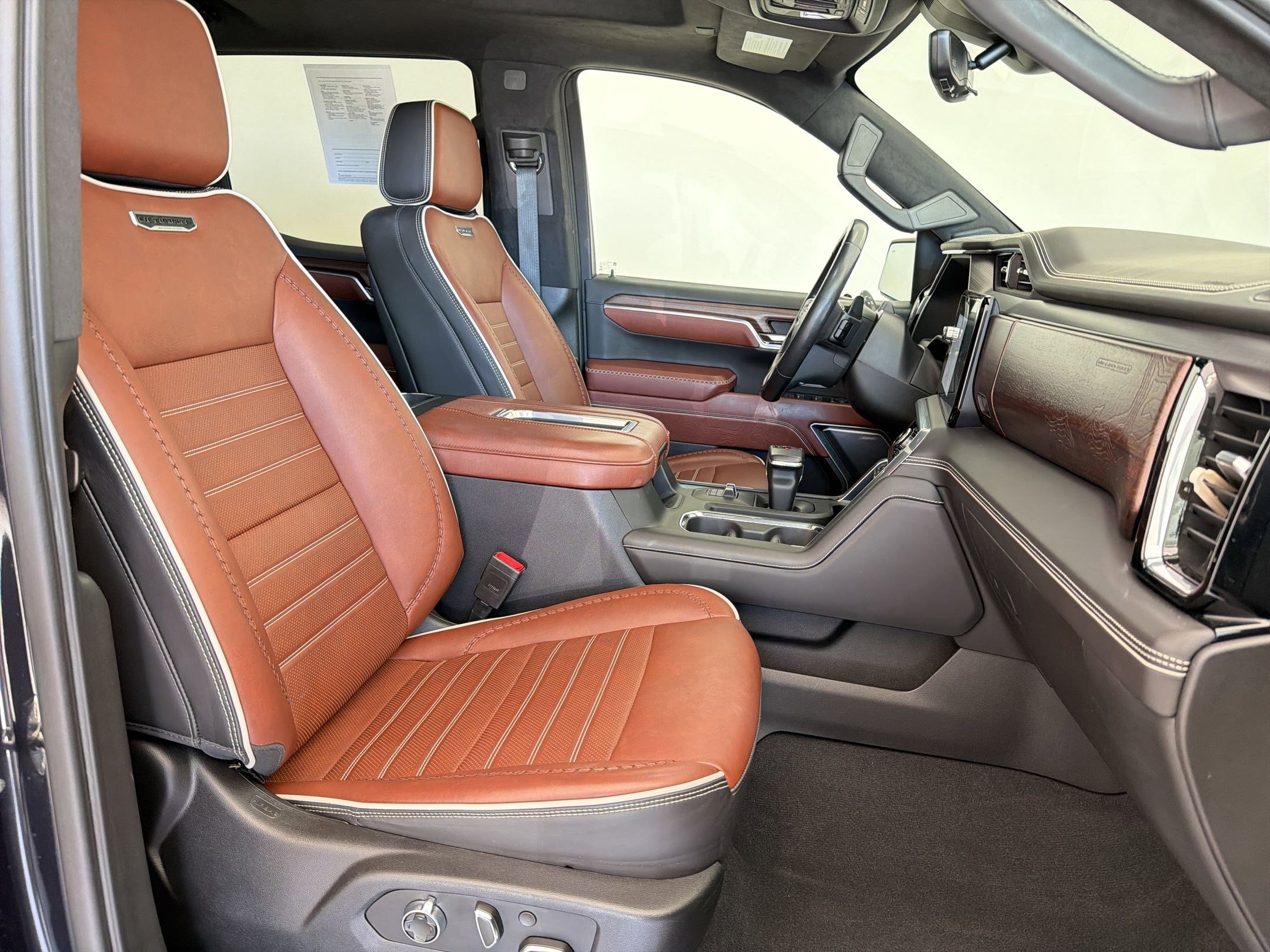 Used 2022 GMC Sierra 1500 Denali Ultimate AWD/4WD image 31