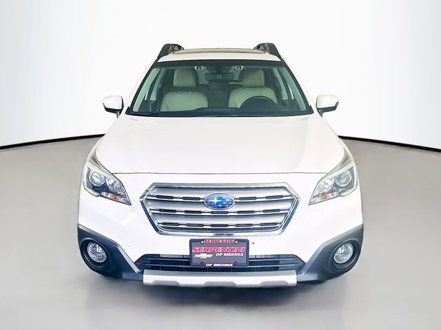 Used 2017 Subaru Outback 3.6R Limited image 4