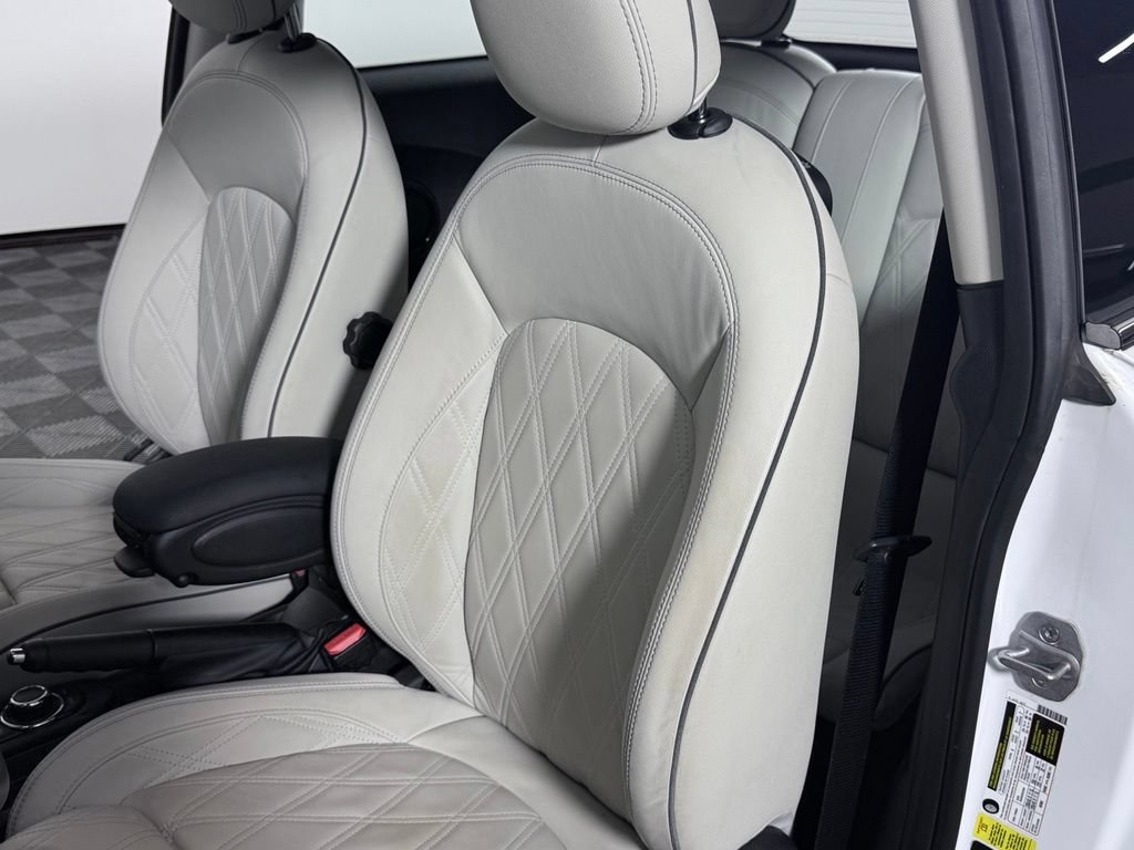 Used 2024 MINI Cooper S w/ Signature Upholstery Package FWD image 22